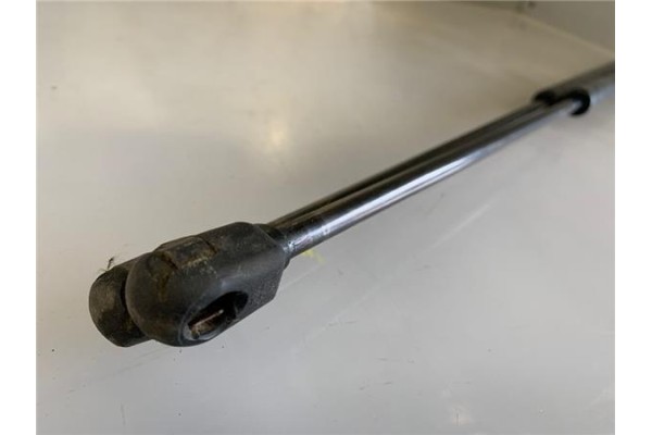 Recambio de amortiguador porton para mercedes-benz clase m (bm 164) 3.0 ml 280 cdi (164.120) referencia OEM IAM A1637400045141  