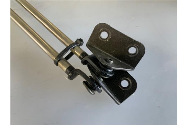 Recambio de amortiguador porton para opel agila 1.2 básico referencia OEM IAM 1C09 1B28 