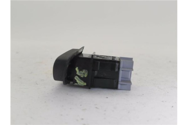 Recambio de boton cierre centralizado para renault clio iv 1.5 business referencia OEM IAM 252103678R  