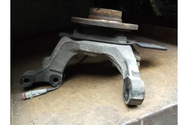 Recambio de mangueta delantero derecha para opel astra h berlina 1.7 cdti referencia OEM IAM   