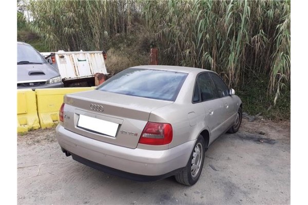 audi a4 berlina (b5) del año 2000