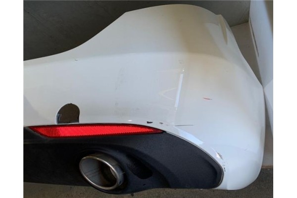 Recambio de paragolpes trasero para alfa romeo giulia (952) 2.2 super referencia OEM IAM 156142251 1426080 