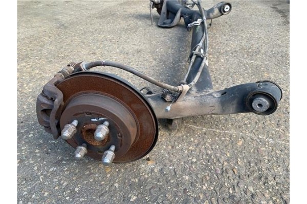 Recambio de puente trasero para kia rio (ub) 1.2 basic referencia OEM IAM 551001W610  