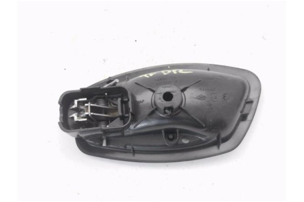Recambio de manilla int. puerta trasero derecha para renault clio iv 1.5 business referencia OEM IAM 826720001R  
