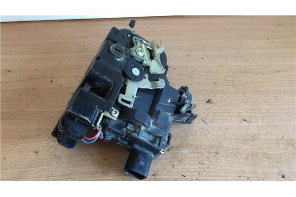 Recambio de cierre electromagnetico trasero izquierdo para seat toledo (1m2) 1.6 signo referencia OEM IAM   