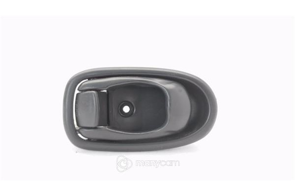 Recambio de manilla int. puerta delantero derecha para hyundai lantra berlina (rd) 1.6 i referencia OEM IAM 8261029002LT 826102 