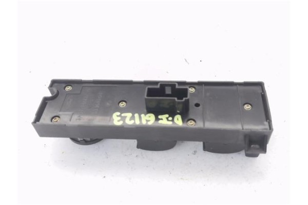 Recambio de mando elevalunas delantero izquierdo para ford focus c-max 1.8 tdci referencia OEM IAM 3M5T14A132AF 3168104 
