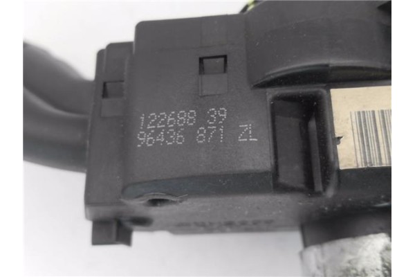 Recambio de mando intermitencia para peugeot 206 1.4 hdi eco 70 referencia OEM IAM 96436871ZL  