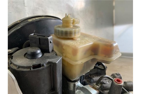 Recambio de servofreno para volkswagen golf iii (1h1) 2.0 referencia OEM IAM 1H1612107D  