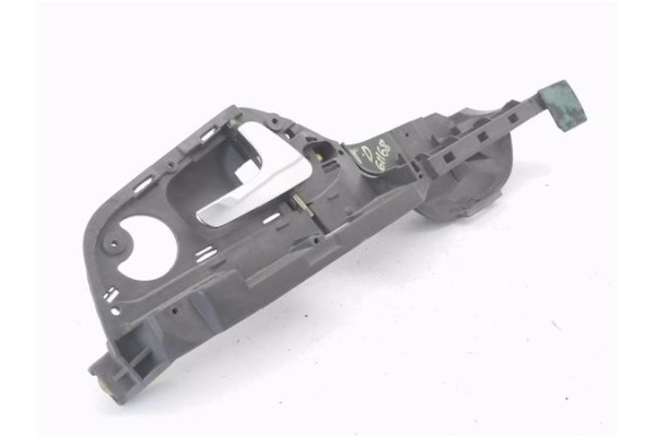 Recambio de manilla int. puerta trasero derecha para seat cordoba berlina (6k2) 1.9 d referencia OEM IAM 6K4837114  