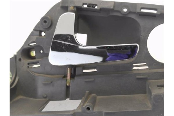 Recambio de manilla int. puerta trasero izquierda para seat cordoba berlina (6k2) 1.9 d referencia OEM IAM 6K4837113  