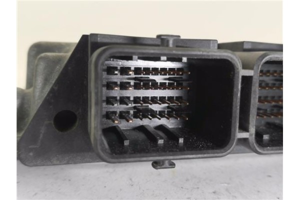 Recambio de centralita para peugeot 206 1.4 hdi eco 70 referencia OEM IAM 9658556780 281011783 