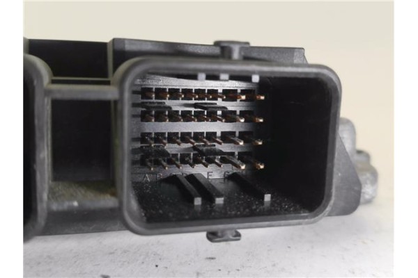 Recambio de centralita para peugeot 206 1.4 hdi eco 70 referencia OEM IAM 9658556780 281011783 