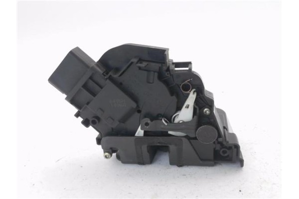 Recambio de cierre electromagnetico delantero derecho para ford focus c-max 1.8 tdci referencia OEM IAM 3M5AR21812AK  