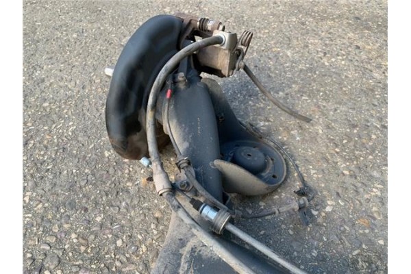 Recambio de puente trasero para kia rio (ub) 1.2 basic referencia OEM IAM 551001W610  
