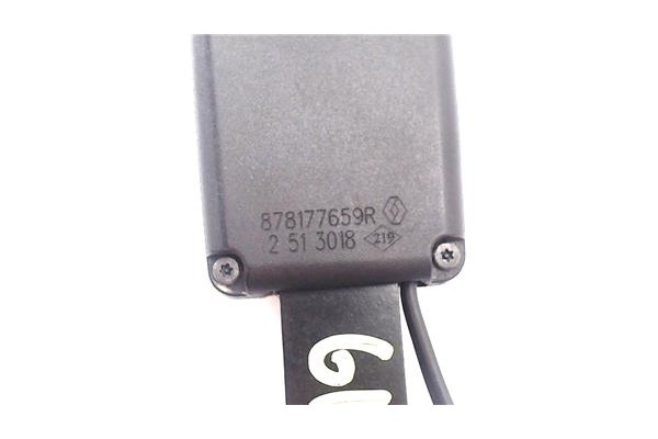 Recambio de anclaje cinturon delantero izquierdo para renault clio iv 1.5 business referencia OEM IAM 878177659R 2,51E+06 