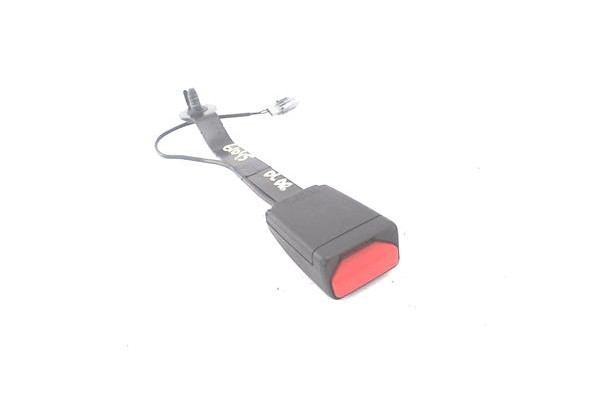 Recambio de anclaje cinturon delantero derecho para renault clio iv 1.5 business referencia OEM IAM 878177659R 2514018 