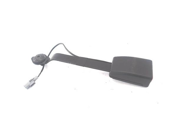 Recambio de anclaje cinturon delantero derecho para renault clio iv 1.5 business referencia OEM IAM 878177659R 2514018 