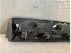 Recambio de moldura puerta trasero derecha para renault clio iv 1.5 business referencia OEM IAM 828762614R 828770664R 