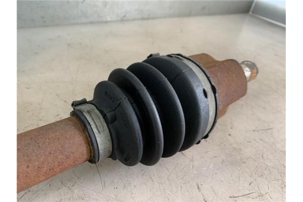 Recambio de palier trasero derecho para smart fortwo coupe 1.0 fortwo coupe (52kw) referencia OEM IAM A4513570601  