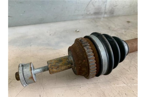 Recambio de palier trasero derecho para smart fortwo coupe 1.0 fortwo coupe (52kw) referencia OEM IAM A4513570601  