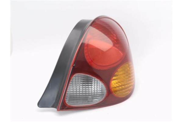 Recambio de piloto trasero derecho para toyota corolla (e11) 1.6 (ae111_) referencia OEM IAM 815501E070  