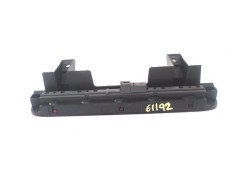 Recambio de luz central de freno para opel agila 1.2 básico referencia OEM IAM 3318040  