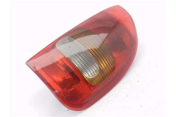 Recambio de piloto trasero derecho para opel corsa b 1.4 swing referencia OEM IAM 90444811  
