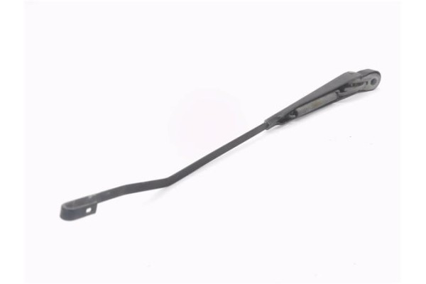 Recambio de brazo limpiaparabrisas delantero derecho para nissan trade 2.0d referencia OEM IAM 4773067  