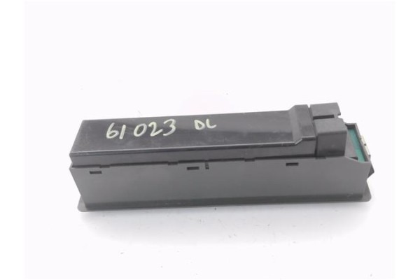Recambio de mando elevalunas delantero izquierdo para suzuki vitara (se/sf/et) 2.0 v6 largo superlujo referencia OEM IAM 3799056