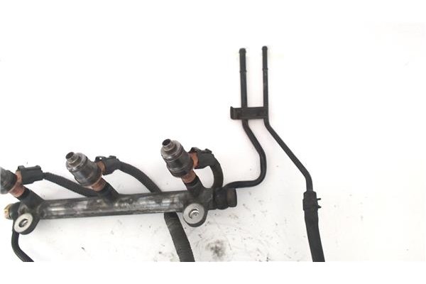 Recambio de rampa inyectora para suzuki vitara (se/sf/et) 2.0 v6 largo superlujo referencia OEM IAM 1586578 1855078 