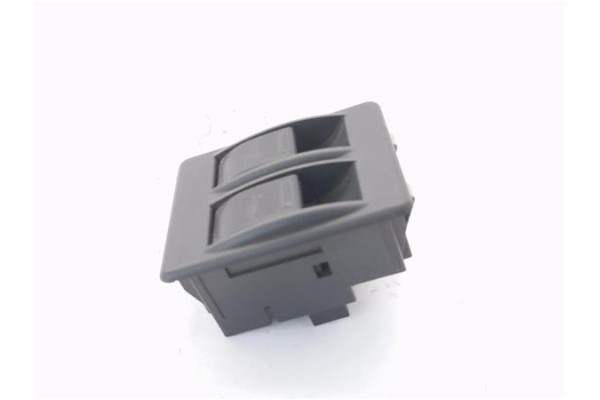 Recambio de mando elevalunas para suzuki vitara (se/sf/et) 2.0 v6 largo superlujo referencia OEM IAM 3799356B 3799356B50H2H 