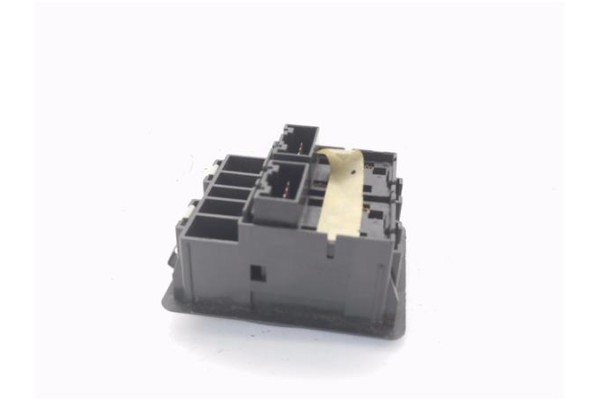 Recambio de mando elevalunas para suzuki vitara (se/sf/et) 2.0 v6 largo superlujo referencia OEM IAM 3799356B 3799356B50H2H 