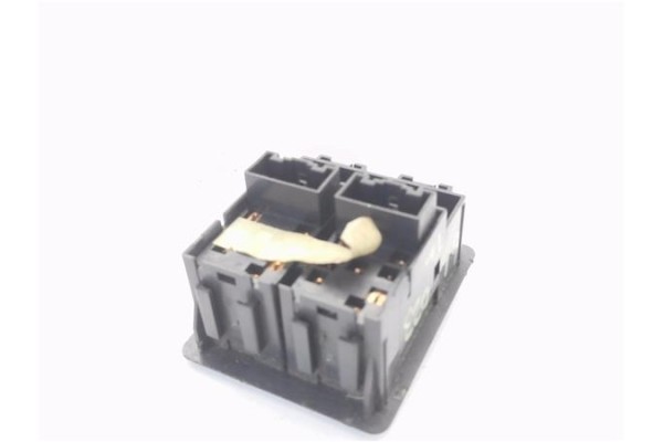 Recambio de mando elevalunas para suzuki vitara (se/sf/et) 2.0 v6 largo superlujo referencia OEM IAM 3799356B 3799356B50H2H 