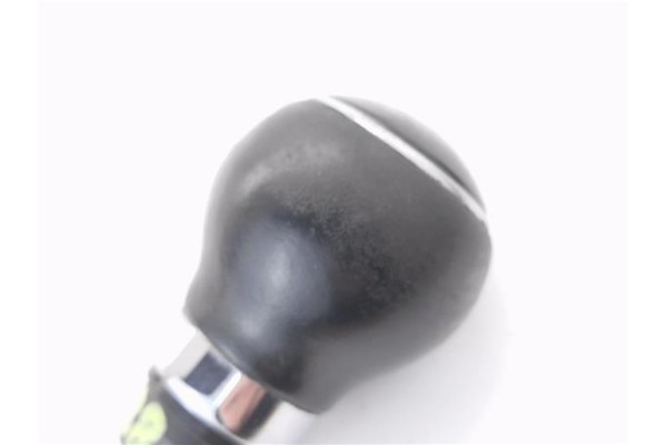 Recambio de pomo palanca cambio para volkswagen golf v (1k1) 1.9 tdi referencia OEM IAM 1K0711113BJ  
