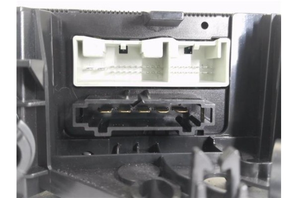 Recambio de mandos calefaccion / a.a. para seat altea (5p1) 1.9 tdi referencia OEM IAM 5P0819047F  