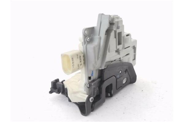 Recambio de cierre electromagnetico delantero derecho para seat altea (5p1) 1.9 tdi referencia OEM IAM 7L0839016D  