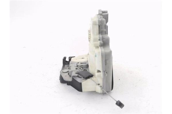 Recambio de cierre electromagnetico delantero izquierdo para seat altea (5p1) 1.9 tdi referencia OEM IAM 7L0839015D  