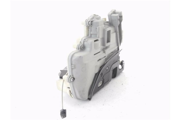 Recambio de cierre electromagnetico delantero izquierdo para seat altea (5p1) 1.9 tdi referencia OEM IAM 7L0839015D  