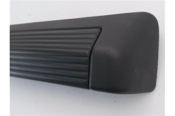 Recambio de maneta exterior porton para suzuki vitara (se/sf/et) 1.9 td largo lujo referencia OEM IAM 8285060A01  