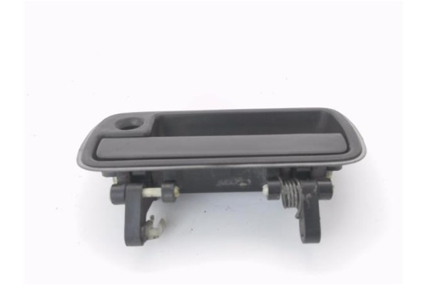 Recambio de maneta exterior delantero izquierda para suzuki vitara (se/sf/et) 1.9 td largo lujo referencia OEM IAM 8282060A005  