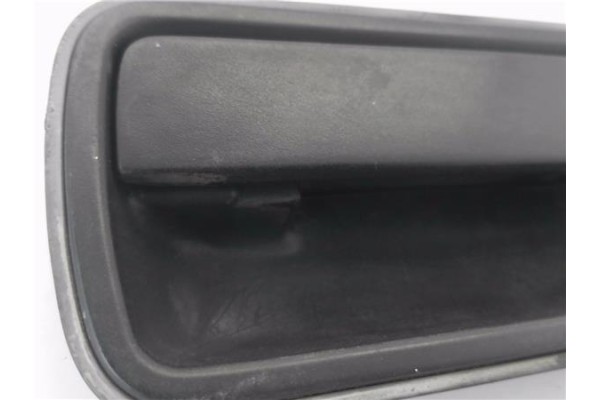 Recambio de maneta exterior delantero izquierda para suzuki vitara (se/sf/et) 1.9 td largo lujo referencia OEM IAM 8282060A005  