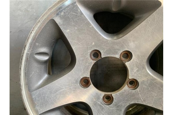 Recambio de llanta para suzuki vitara (se/sf/et) 2.0 v6 largo superlujo referencia OEM IAM 2151025  