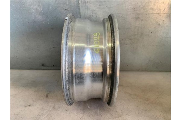 Recambio de llanta para suzuki vitara (se/sf/et) 2.0 v6 largo superlujo referencia OEM IAM 2151025  