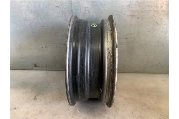 Recambio de llanta para suzuki vitara (se/sf/et) 1.9 td largo lujo referencia OEM IAM 2151025  