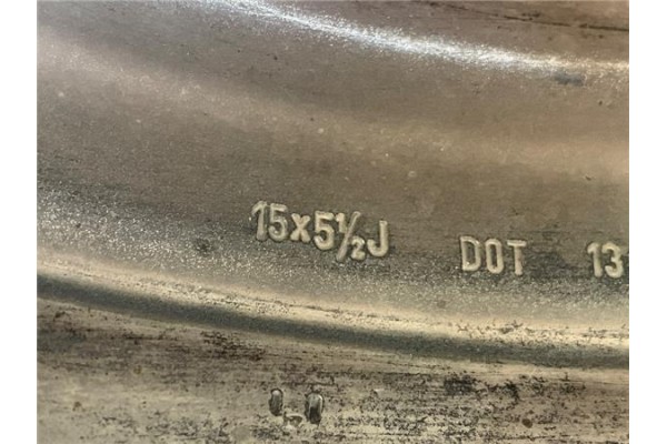 Recambio de llanta para suzuki vitara (se/sf/et) 1.9 td largo lujo referencia OEM IAM 2151025  
