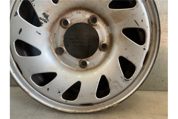 Recambio de llanta para suzuki vitara (se/sf/et) 1.9 td largo lujo referencia OEM IAM 2151025  