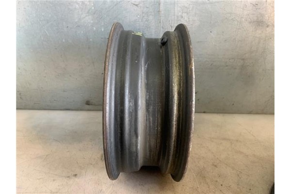 Recambio de llanta para suzuki vitara (se/sf/et) 1.9 td largo lujo referencia OEM IAM 2151025  