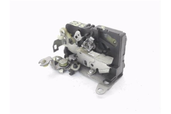 Recambio de cierre electromagnetico delantero izquierdo para iveco daily camión/volquete 2.8 35 - c 13 caja abierta referencia O