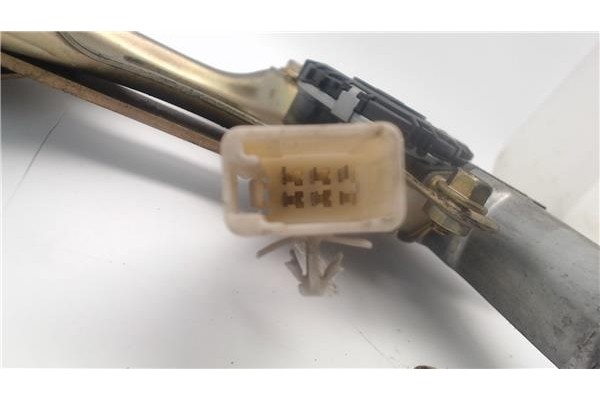 Recambio de mecanismo elevalunas delantero izquierdo para lexus is 200 (gxe10) referencia OEM IAM 8571053020  